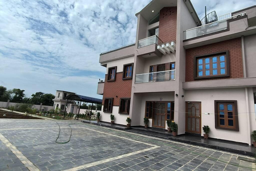 2Bhk Rental Apartment Bharatpur  Exterior foto