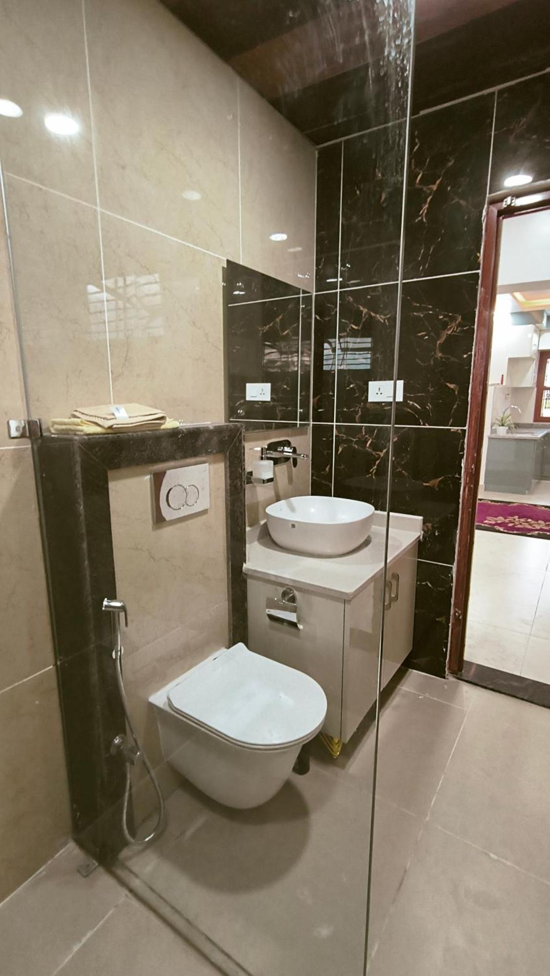 2Bhk Rental Apartment Bharatpur  Exterior foto